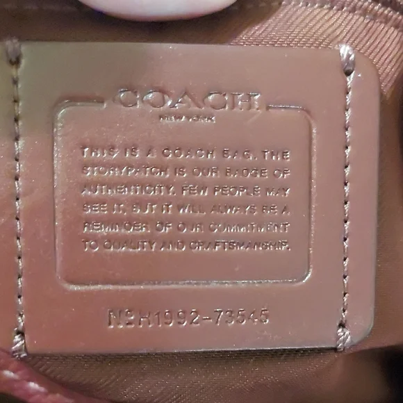 Coach Pink Shoulder Bag with Floral Tea Rose Embellishments - Picture 7 of 8